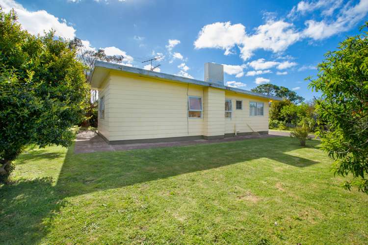 50 Tahatai Road Oneroa_16