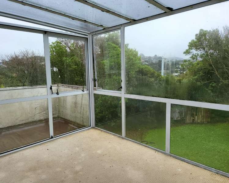 27 Lynda Avenue Paparangi_6