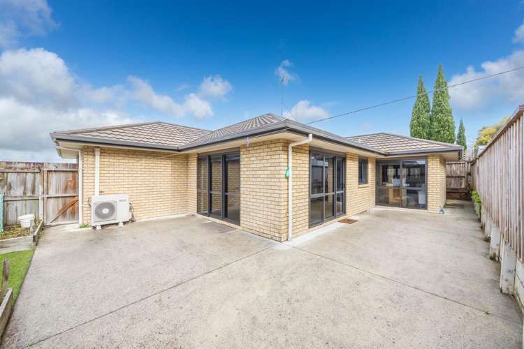 54 Farnborough Drive Nawton_1