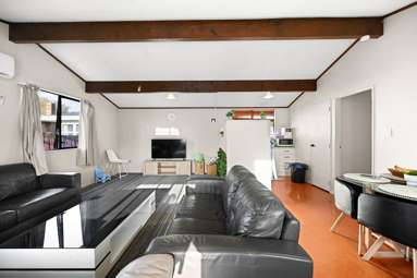 61A Carrington Avenue_4
