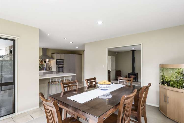 77 Acornia Close Ohauiti_5