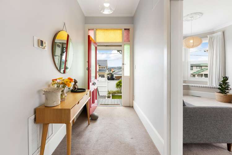 50 Freyberg Street Lyall Bay_10