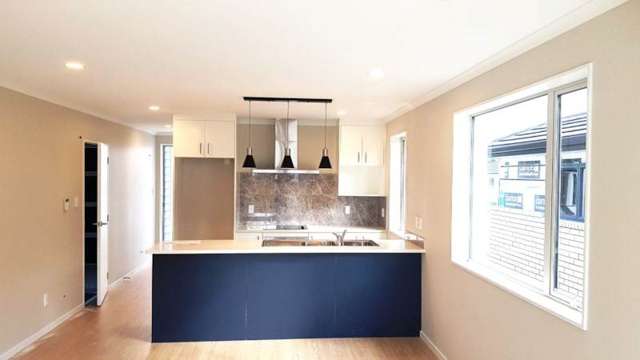 3 Bedroom 2 Bath Luxury in Papakura