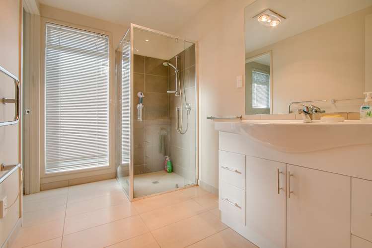 4 Pania Place Poraiti_10