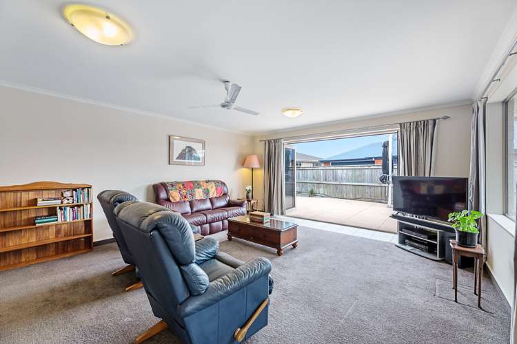 2 Hilton Place Blenheim Central_7