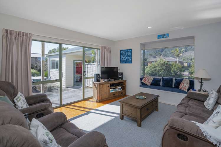 2 Winderton Way Pauanui_7