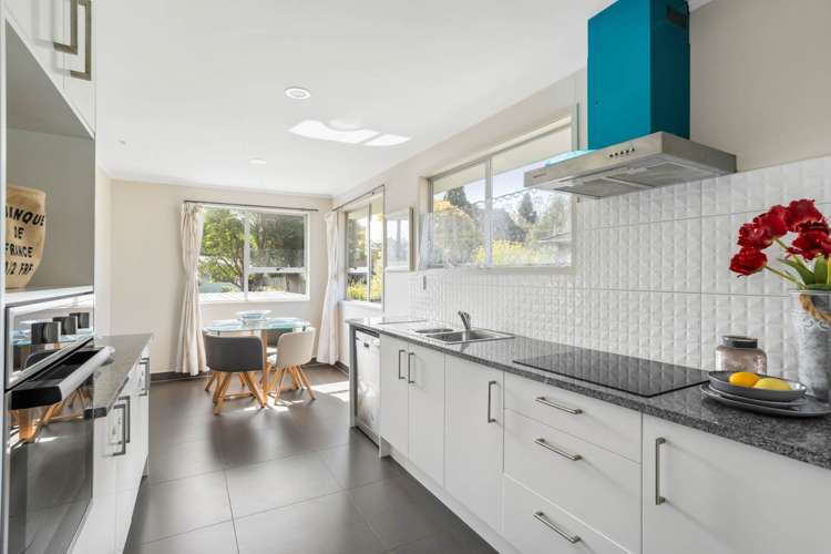 39 Onedin Place Titirangi_2