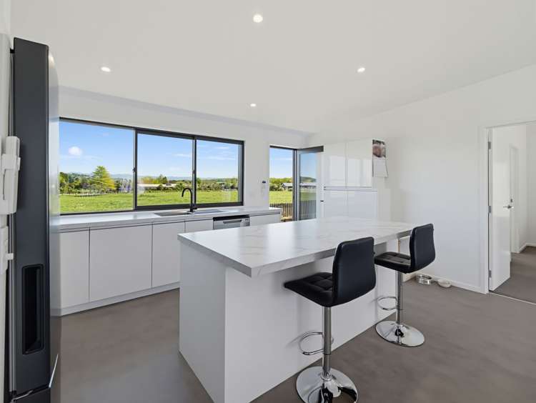 84 Racecourse Road Waipukurau_7