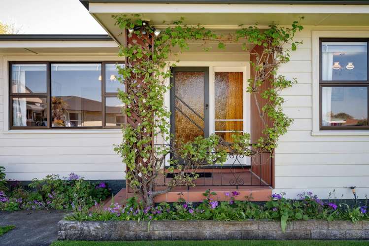 907 Townshend Place St Leonards_1