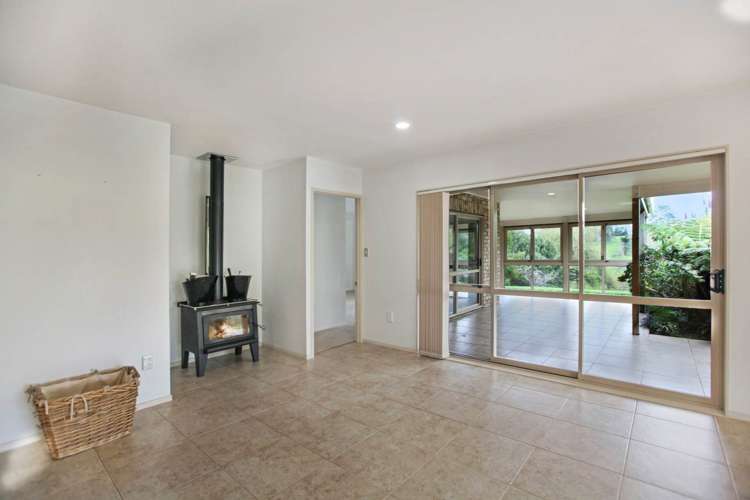 292 State Highway 16 Kumeu_7