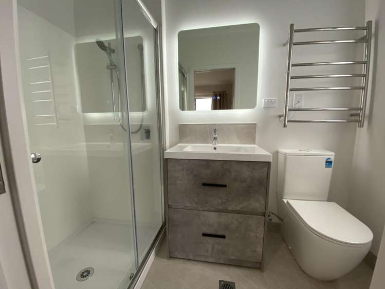 1A/19 Hibiscus Avenue Hamilton Lake_2