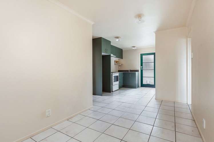 6 Graham Avenue Te Atatu Peninsula_17