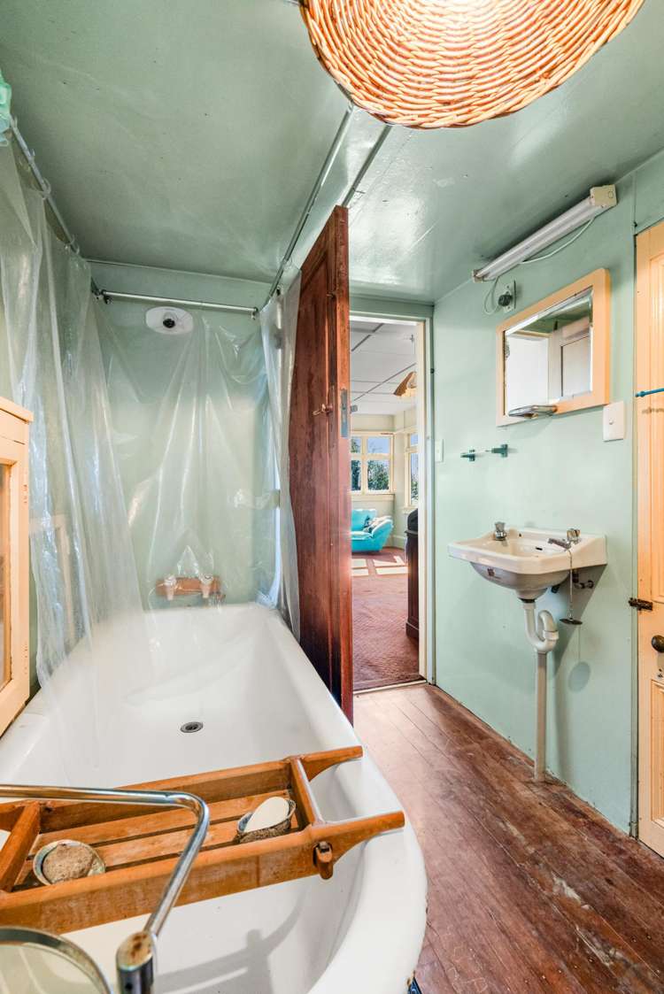 217 Taylors Mistake Road Te Onepoto / Taylors Mistake_15