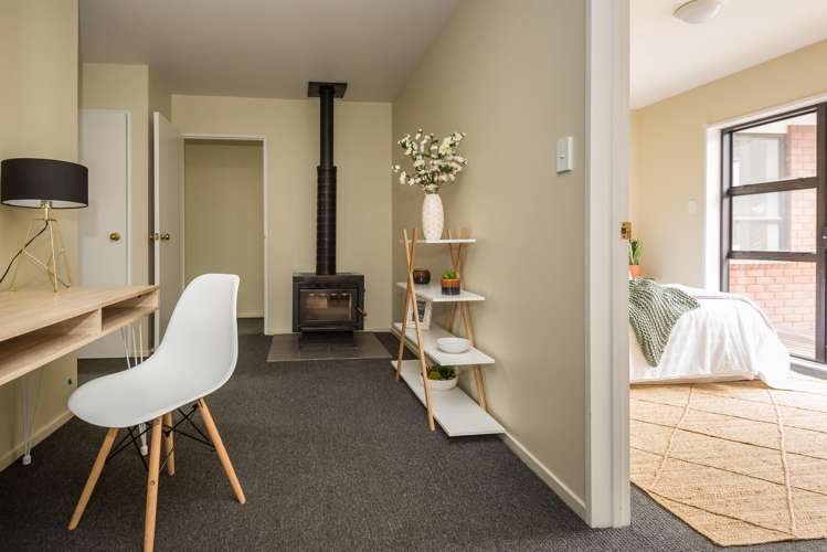 6 Lutheran Close Burwood_11