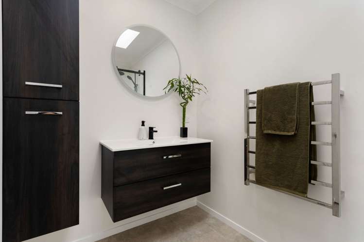 1 Grace Avenue Cambridge_19