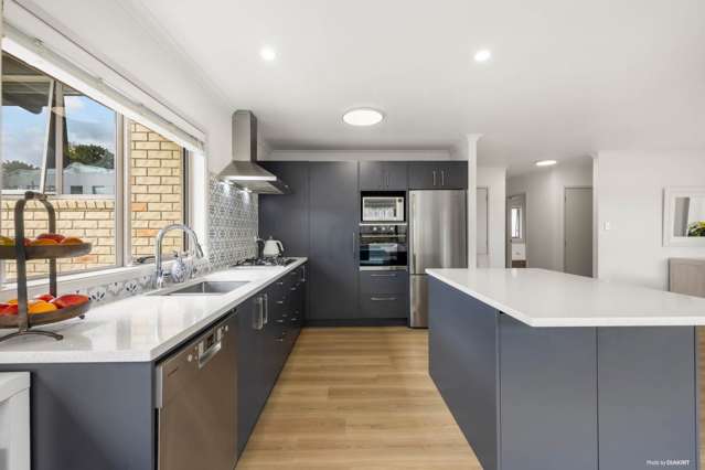 7 Anchorite Way Red Beach_4