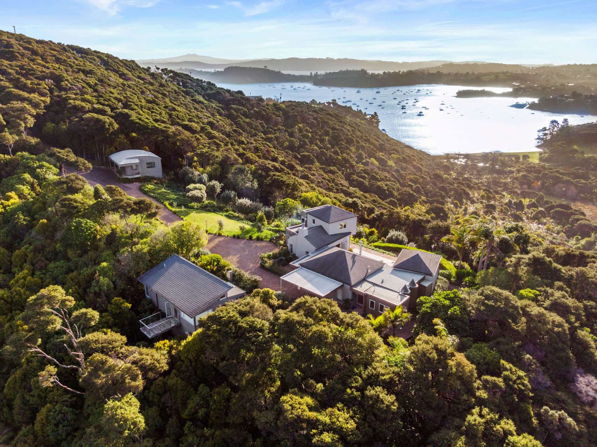 Down Vintage Lane: Waiheke Island home with separate studio to be sold at auction