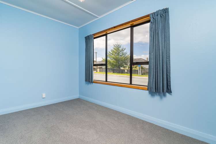 1 Clark Street Owaka_12