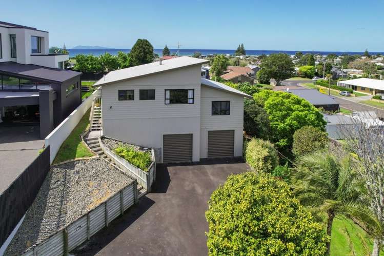 2 Mayor View Terrace Waihi Beach_0