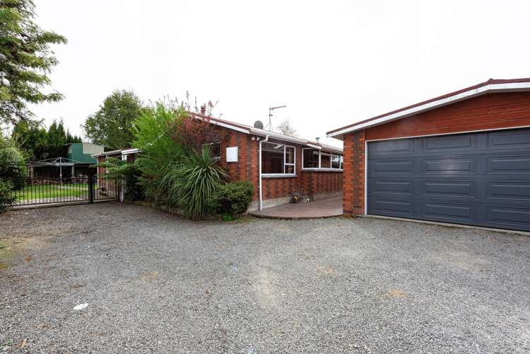 4 Gill Crescent Redwoodtown_15