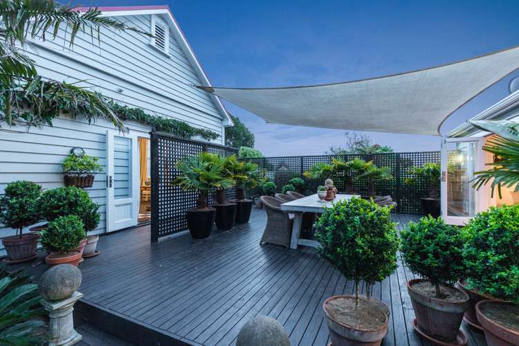 1 Hastings Parade Devonport_11