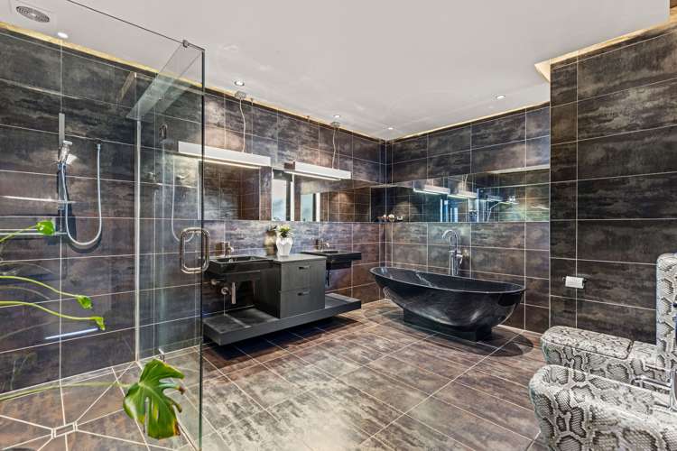 39 Hamill Road Halswell_14