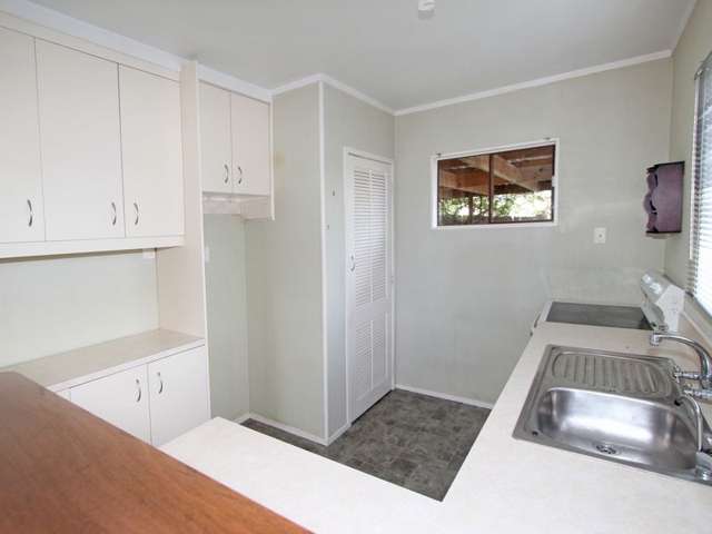 13 Heretaunga Street Tikipunga_2