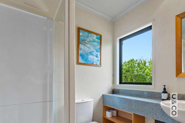 1224 State Highway 16 Waimauku_44