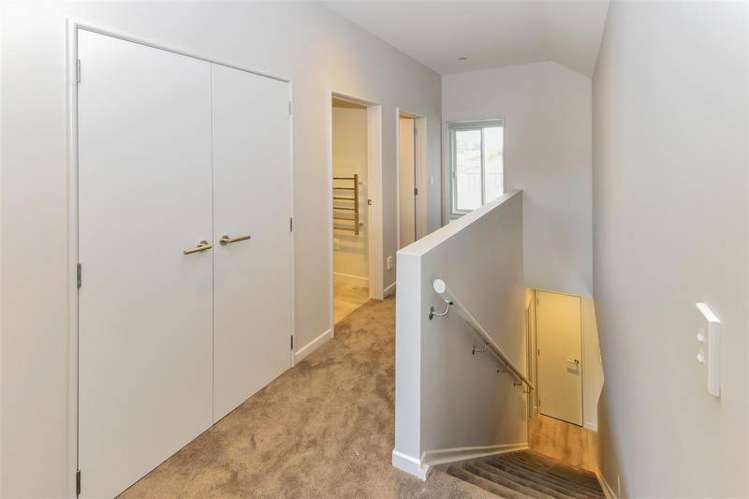 14 Patiti Parade Mangere Bridge_12