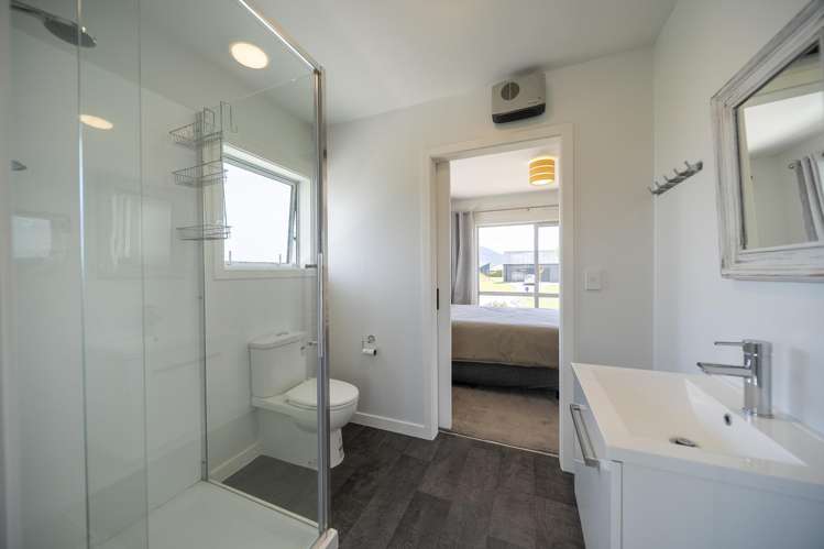 34 Burnby Drive Te Anau_25