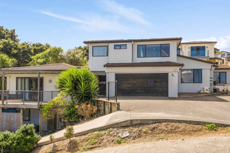 54 The Enclave Totara Heights_1