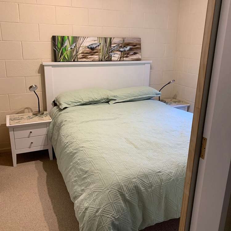 2/8 Narbada Crescent Khandallah_5