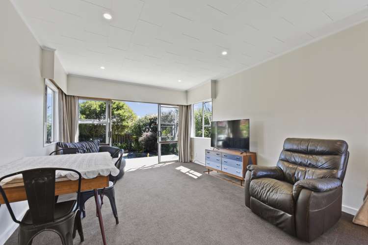 12 Cooper Place Chedworth_2