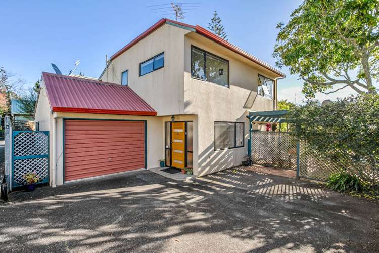 2/5 Willerton Avenue_0