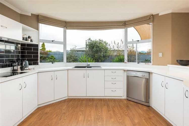 109 Charles Street Blenheim Central_4