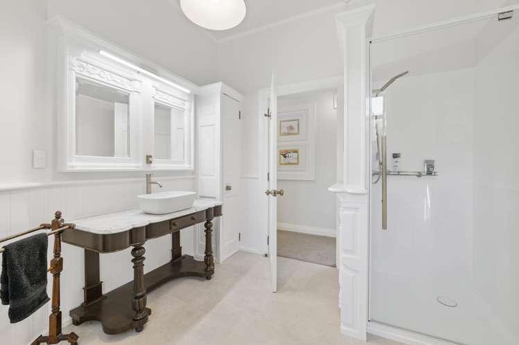 221 Awai Road Tarurutangi_19