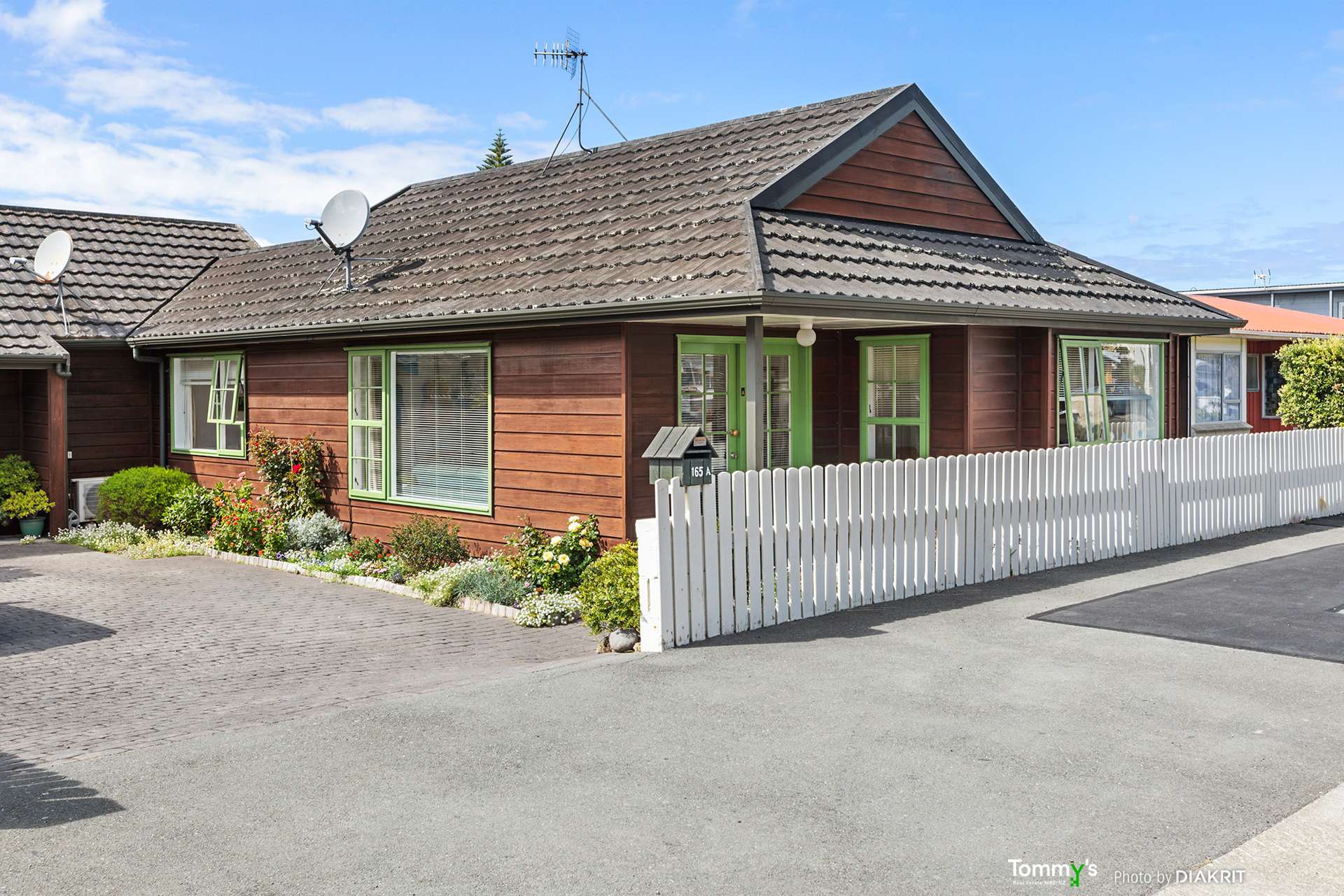 165a Queens Drive Lyall Bay_0