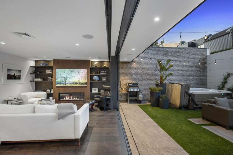 222 Hurstmere Road Takapuna_18