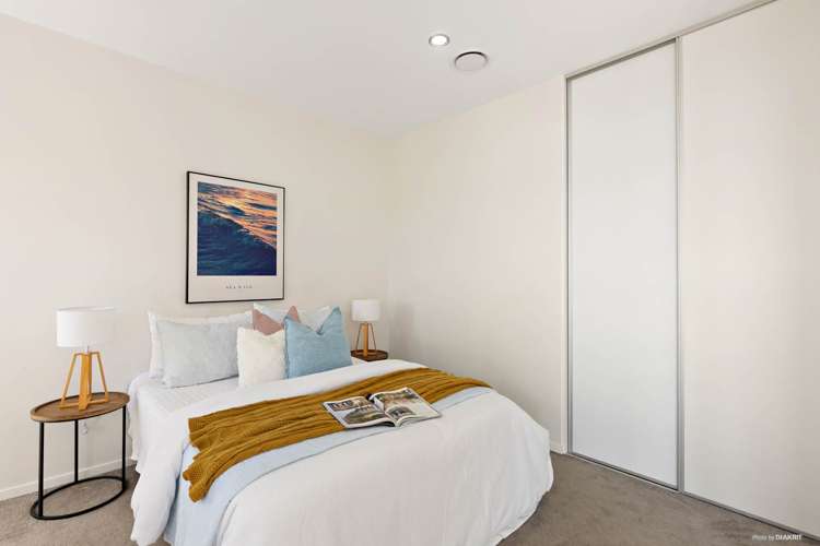 909/20 Mccrae Way New Lynn_9