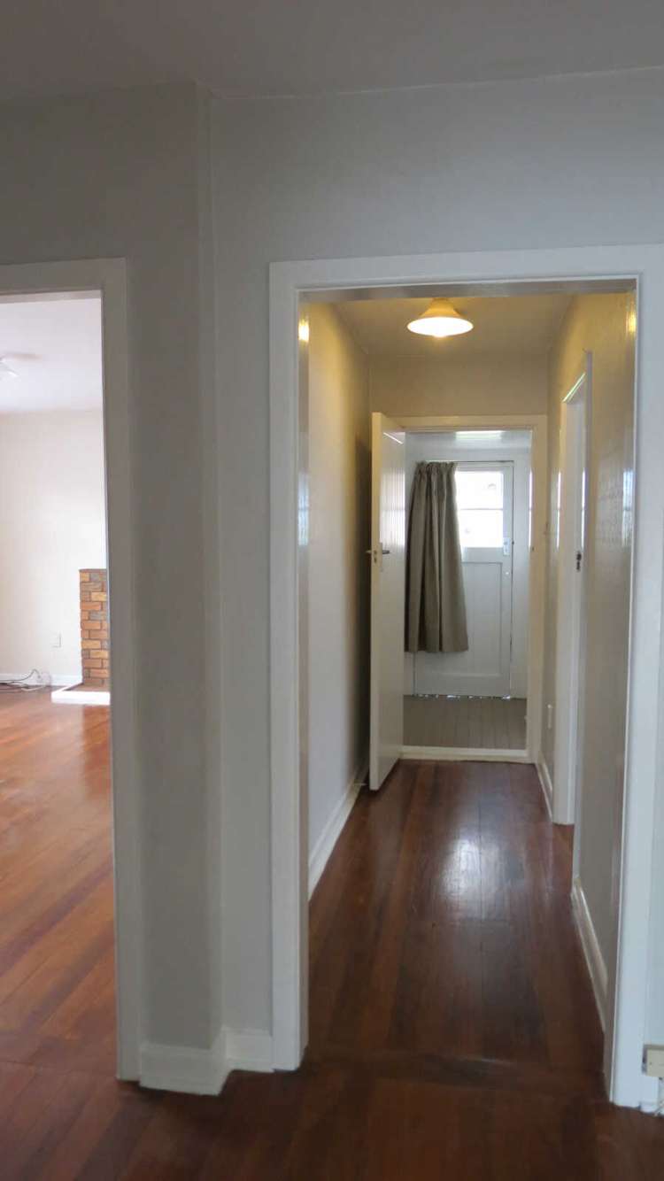 8 Tauiwi Crescent Hei Hei_6