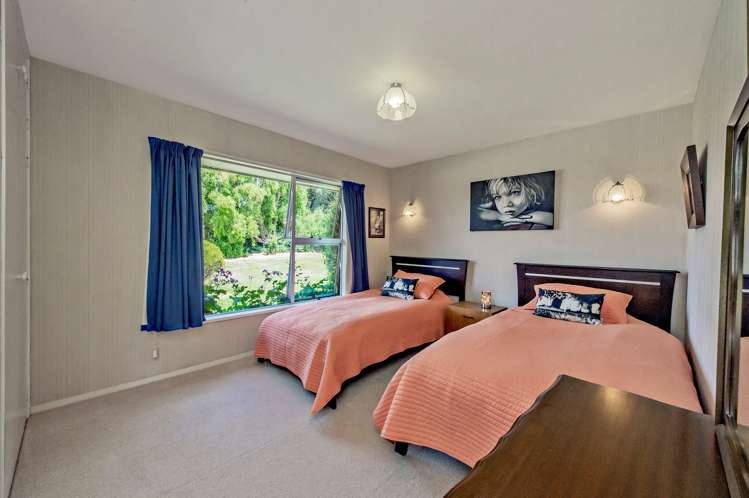 353 Swamp Road Springfield_13