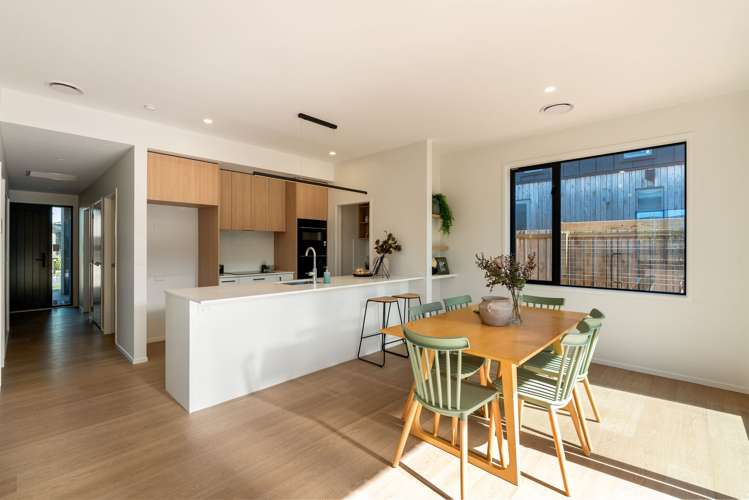 2 Mirek Street Waikanae_8