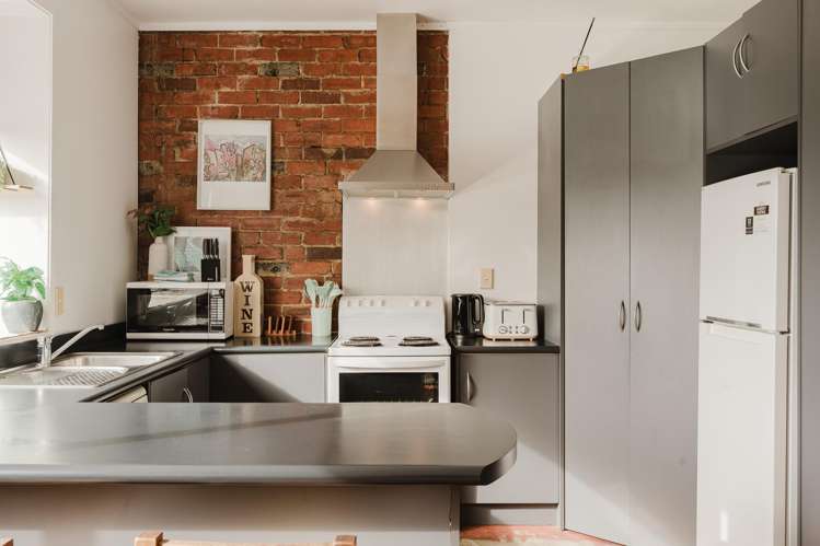 4/641 Victoria Street Hamilton Central_1