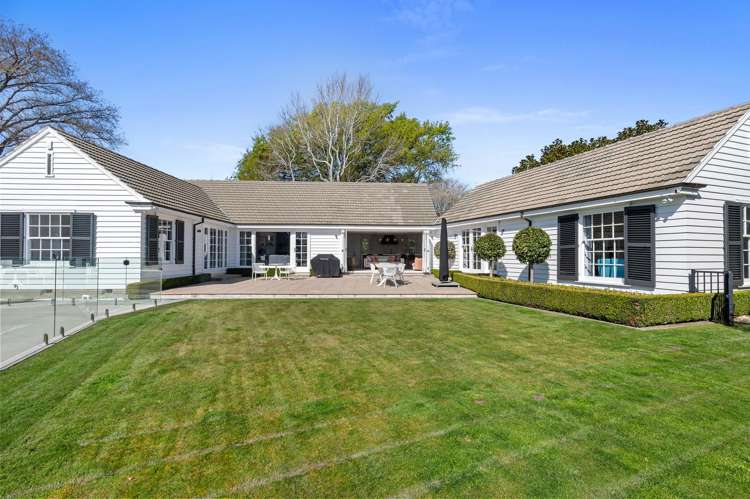 48 McDougall Avenue Merivale_38