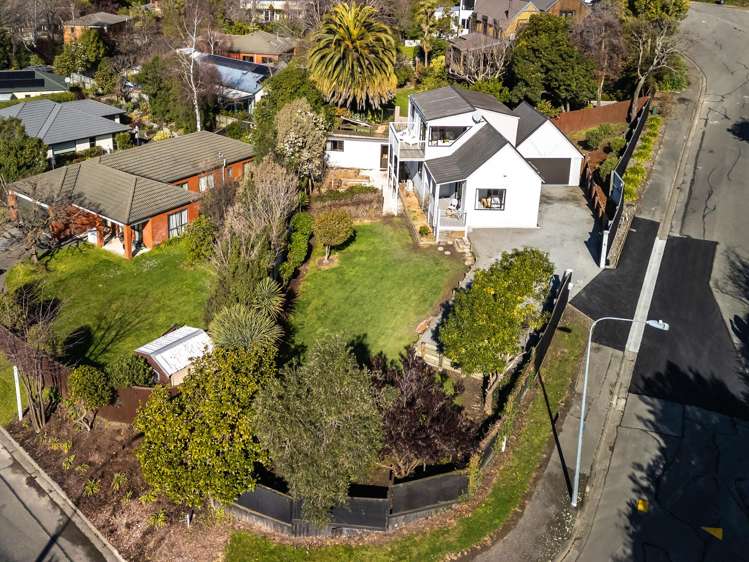 1 Dalgarven Place Hillsborough_28