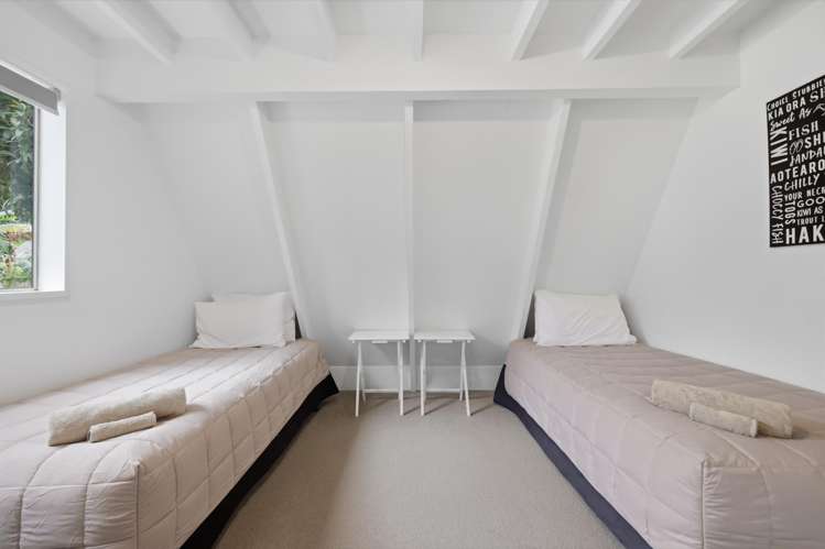 5 and 11 Mulberry Grove Road Great Barrier Island_7