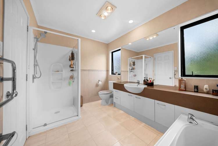 12 Tinturn Place Flat Bush_18