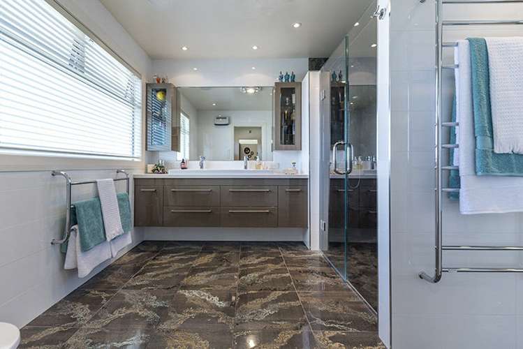 19 Oceania Place Mellons Bay_17