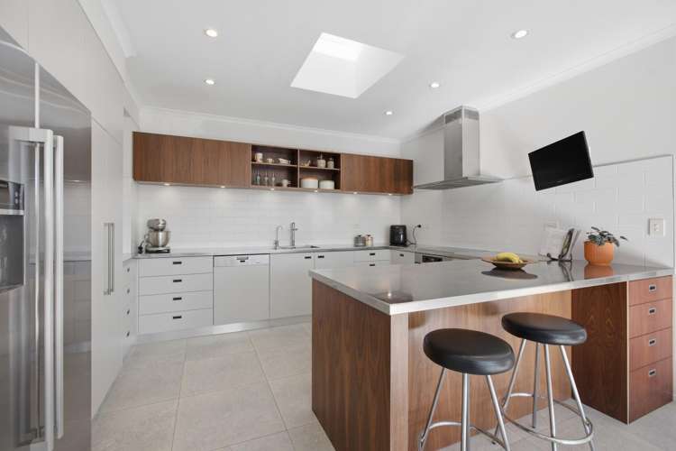 1 Honnor Place Hurdon_13