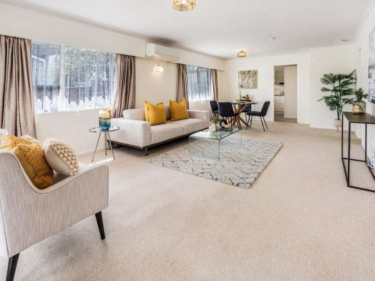 2/1 Bramley Drive Farm Cove_1